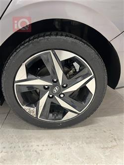 هیۆندای ئەلەنترا